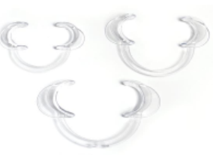 Cheek retractor